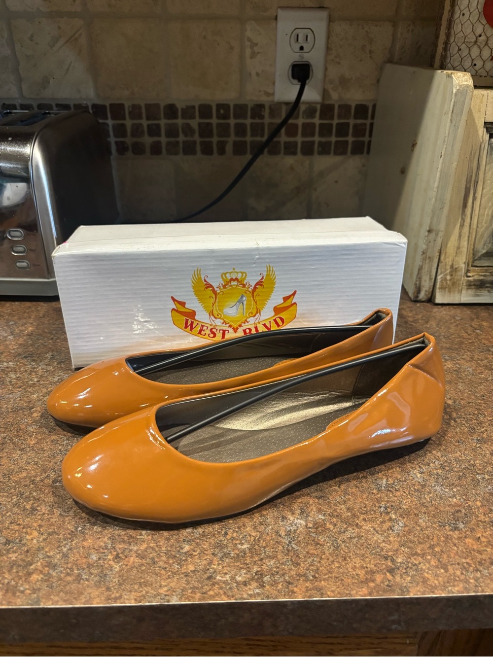 West Blvd Women's Patent Ballet Flats